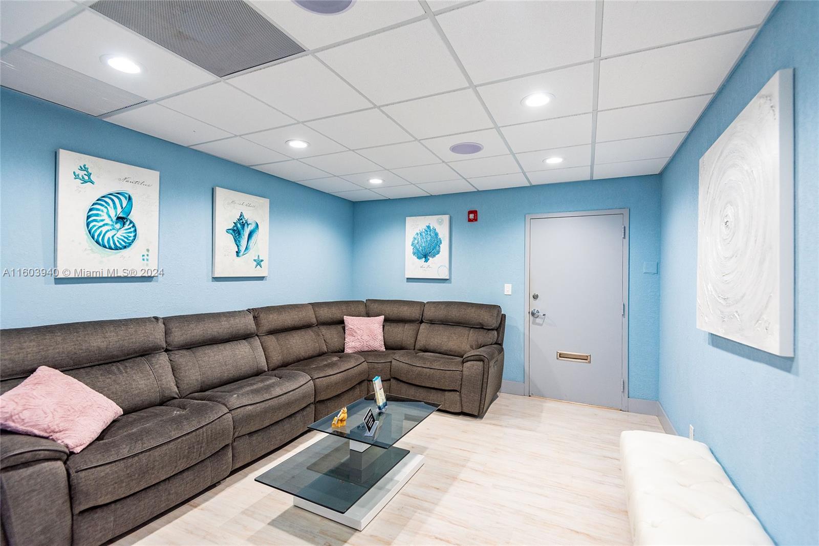 Commercial Property for Sale in Hollywood Florida 33020